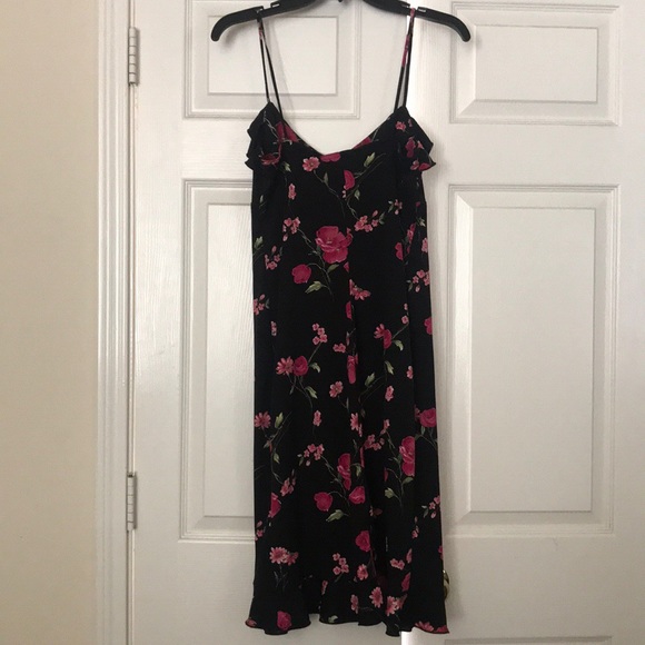 Spaghetti strap dress, juniors size Medium - Picture 2 of 5